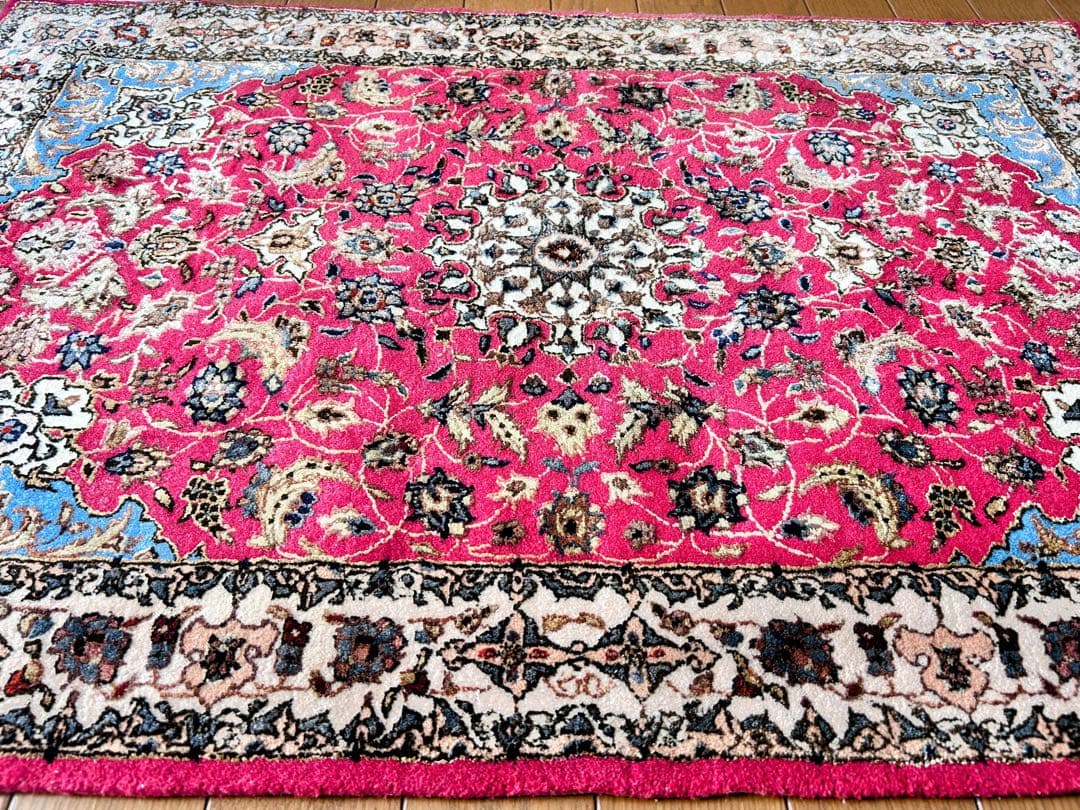 ★トルコ ヘレケ　シルク玄関マットサイズ 約61cm× 90cm