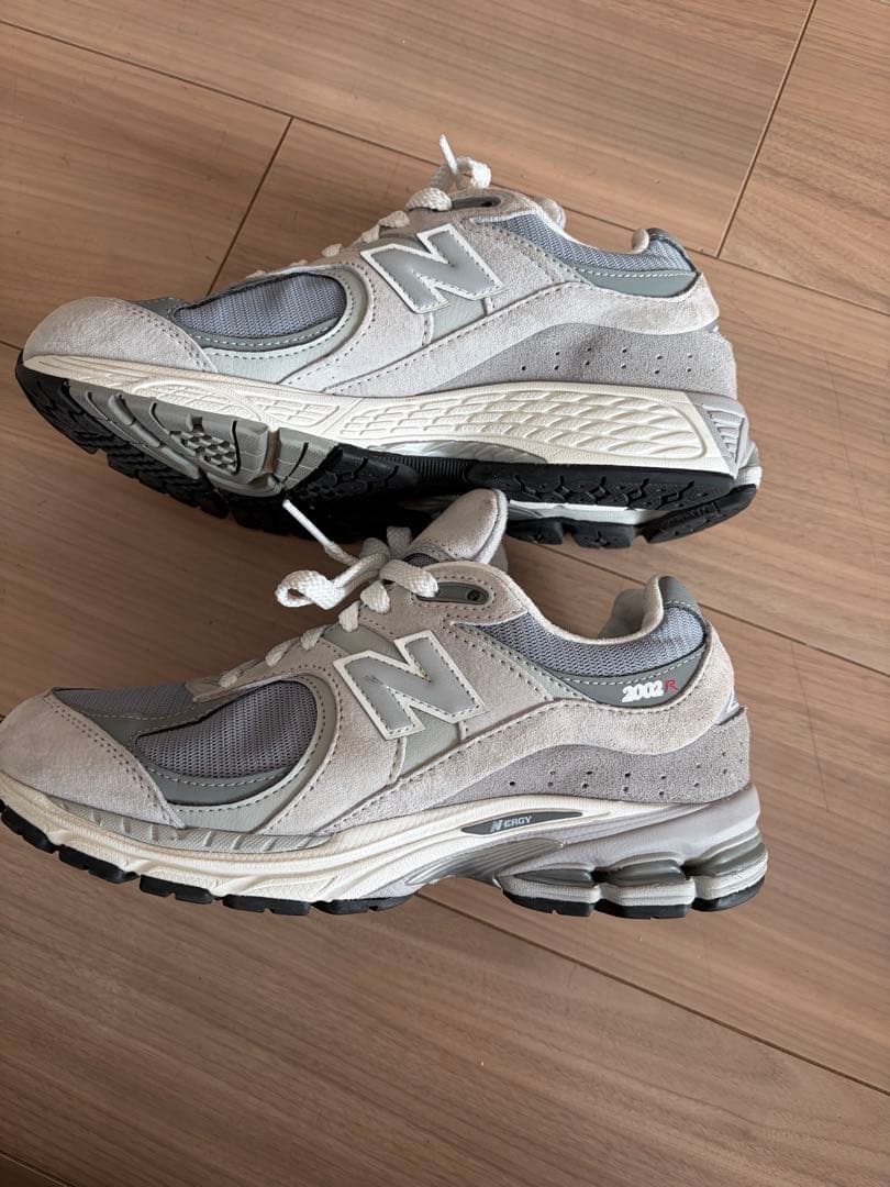 [ニューバランス 2002R (ゴアテックス) 23cm