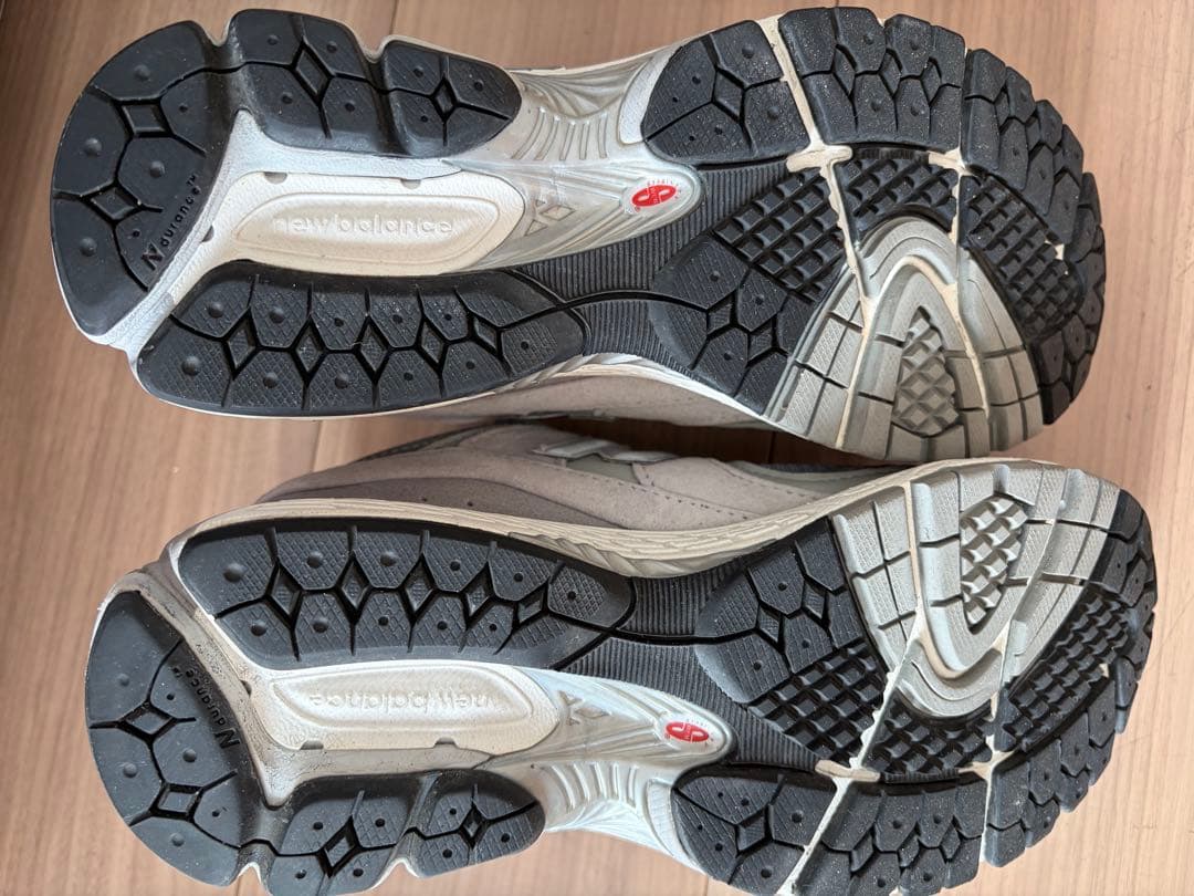 [ニューバランス 2002R (ゴアテックス) 23cm