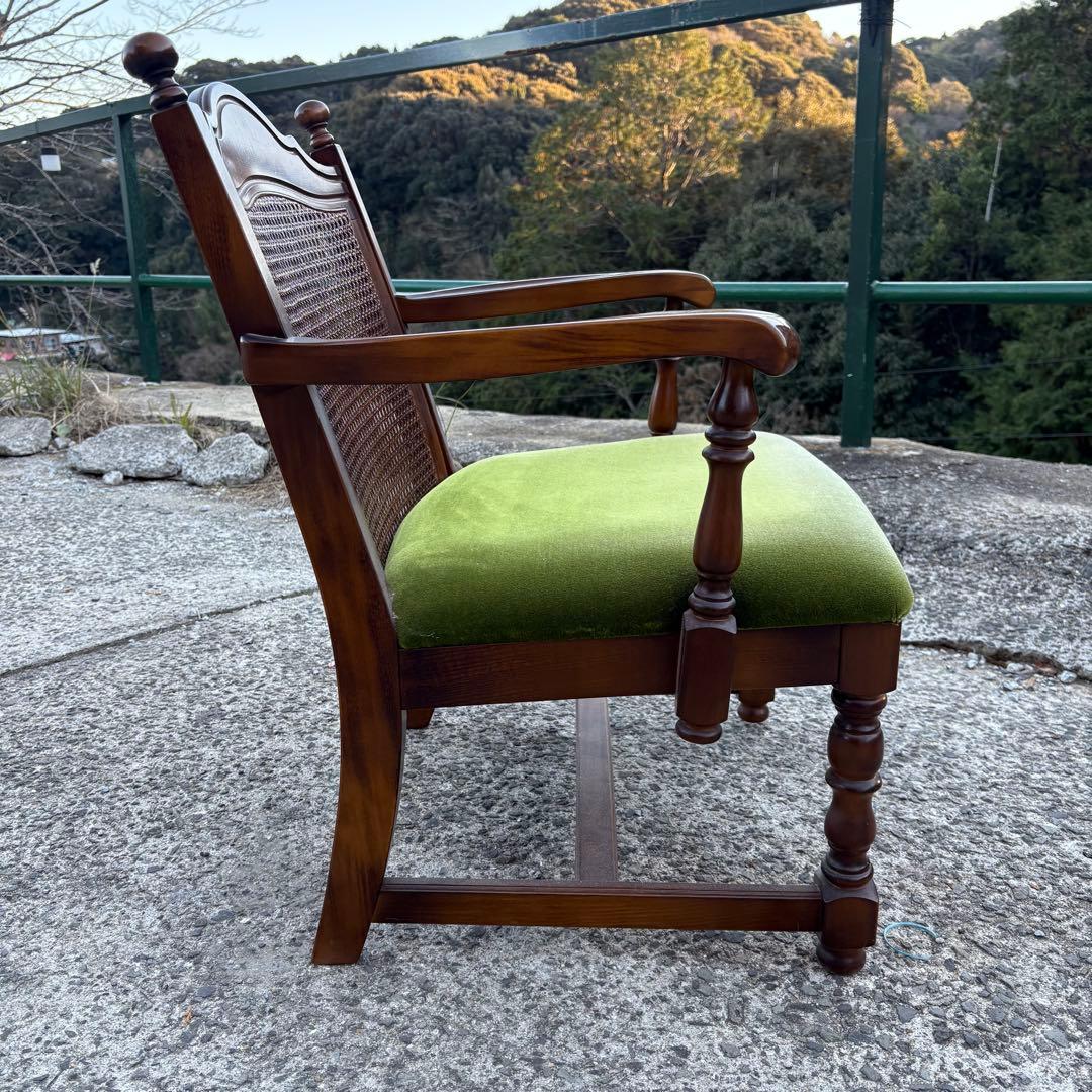 寺222 美品 オールドカリモク ラタンチェア モケットグリーン ②