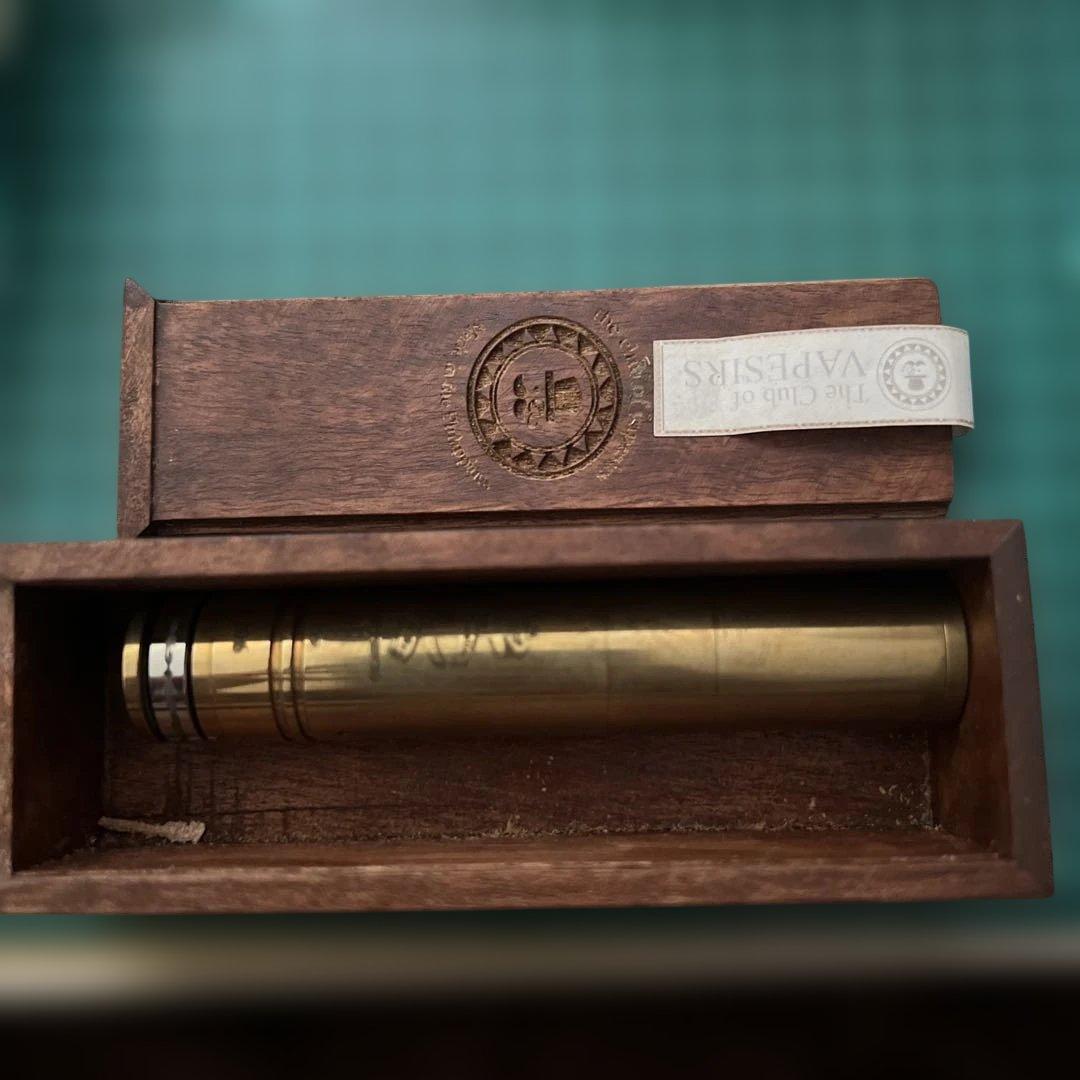 木製収納箱付き金属製オルゴール