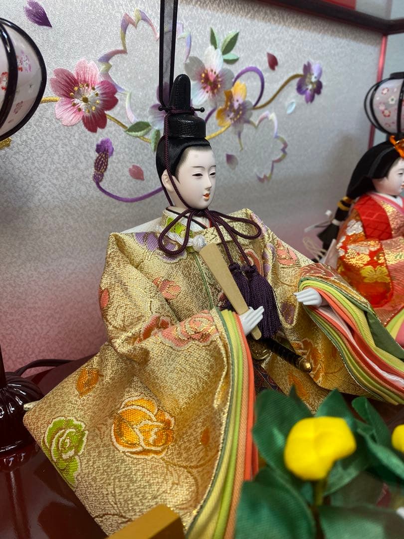 東京久月　雛人形オルゴール付き親王飾り・間口約５８×奥行約３６×高さ約３7㎝