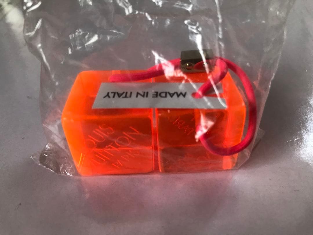 ルイヴィトン　ヘアゴム　★レア★人気完売品★ ネオンカラー　グリーン　オレンジ