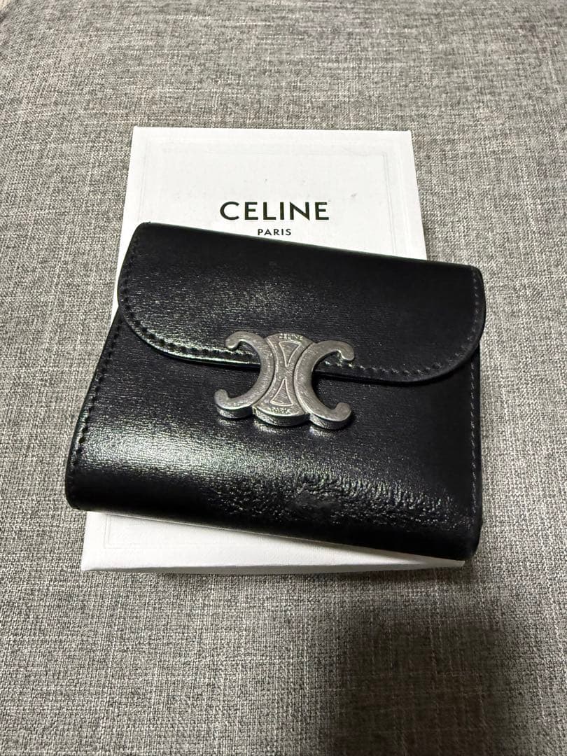 CELINE ブラック 三つ折り財布　シルバー