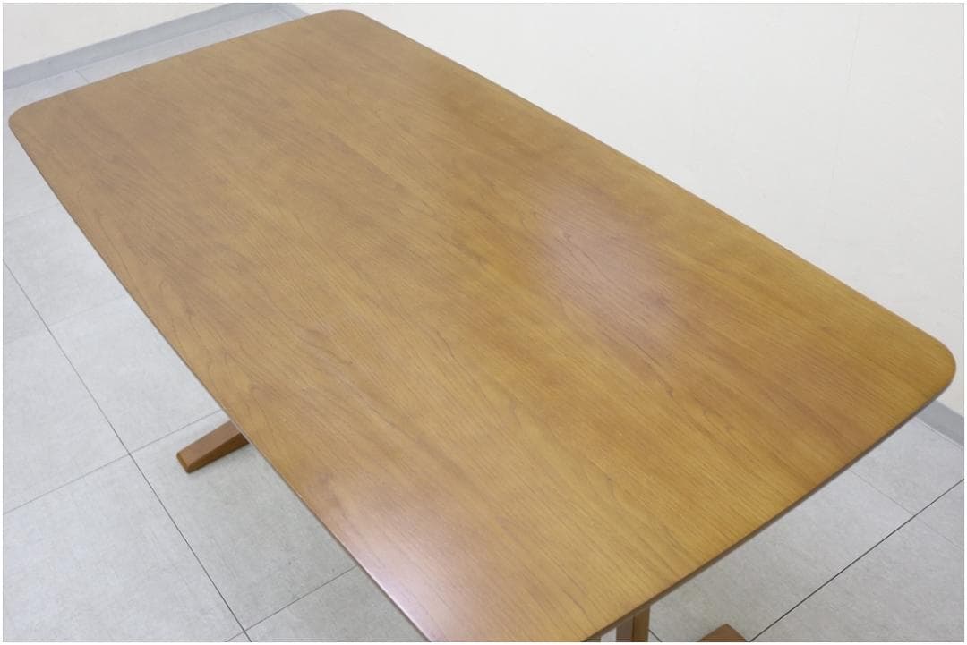 カリモク60 カフェテーブル1200 ウォールナット 食卓 机 テーブル