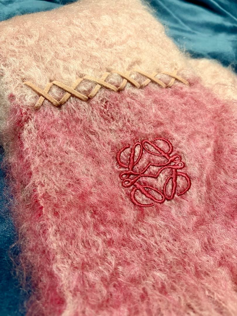 LOEWE（ロエベ）モヘアマフラー　ピンク