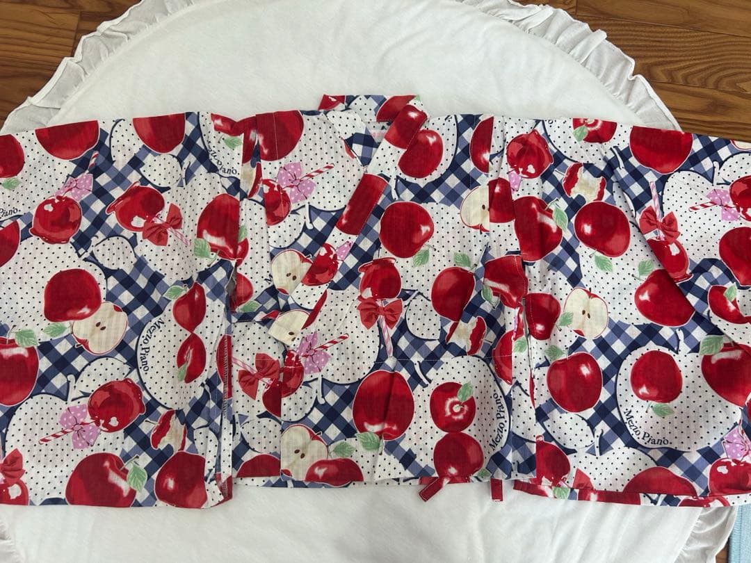 メゾピアノ りんご柄　リンゴ柄　浴衣　セパレート　2way 130 紺色