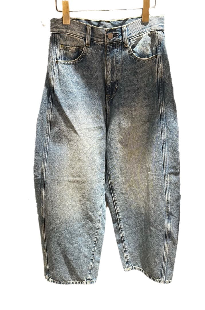 新品未使用　ビューティーアンドユース　カーブデニムM