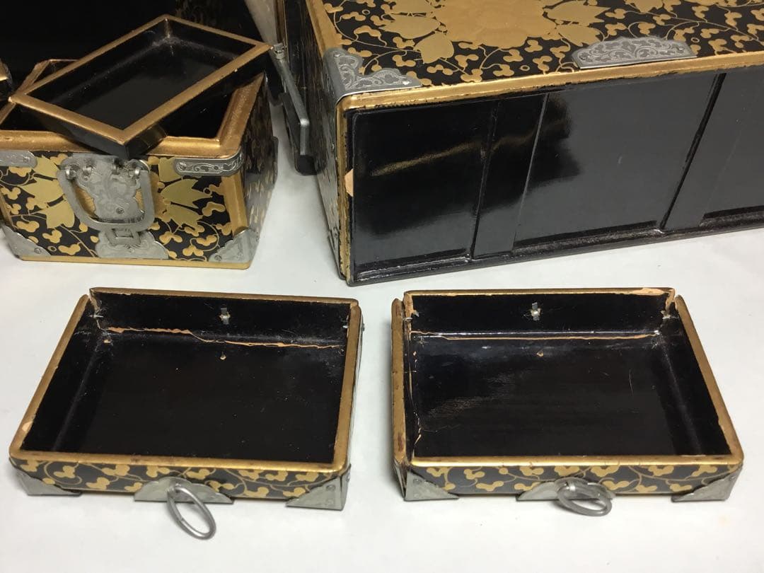 古い雛道具◆三荷◆戦前 箪笥 長持 鋏箱 雛人形 ミニチュア 木製