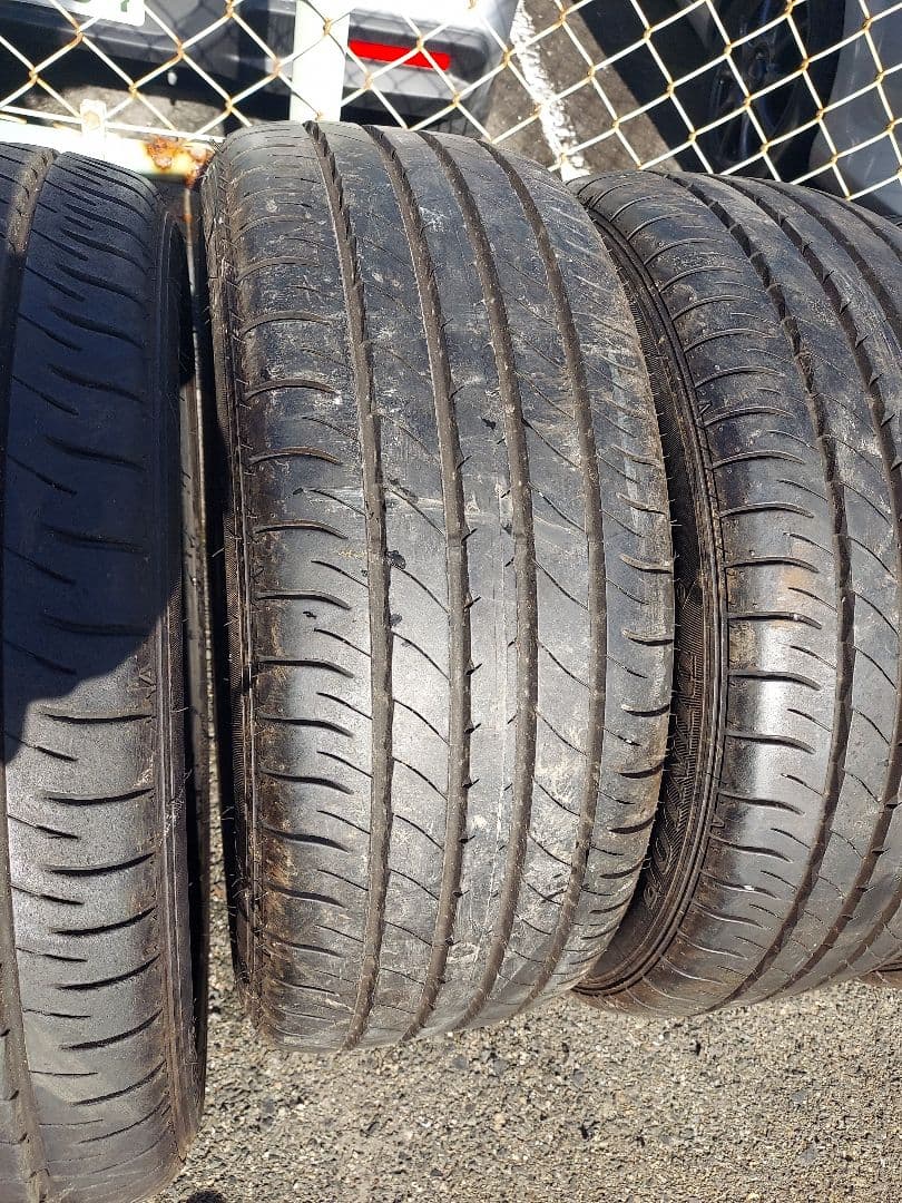 ダンロップ スポーツマックス 215/50R17インチ9分山 きれい