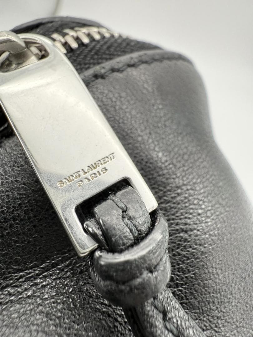 美品◇SAINT LAURENT レザー ボディバッグ ベルトバッグ 黒