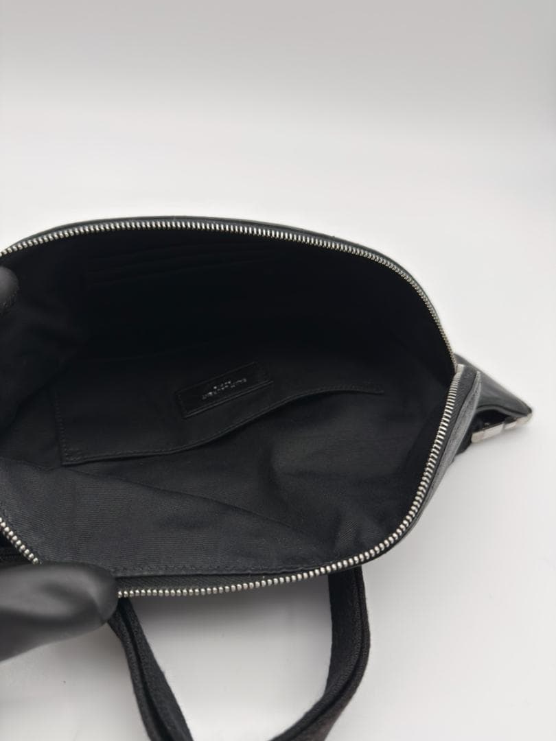 美品◇SAINT LAURENT レザー ボディバッグ ベルトバッグ 黒