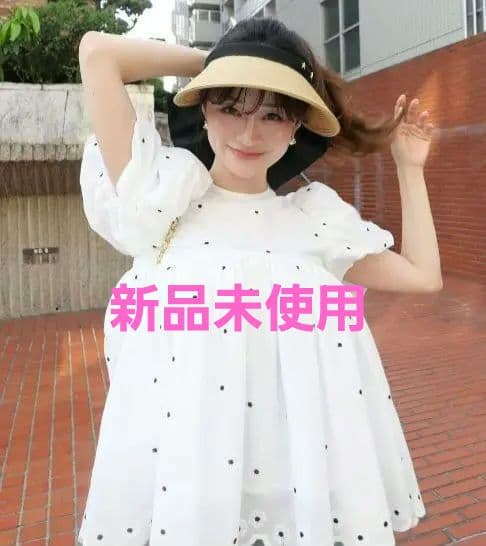 【新品未使用】bibiy ブラウス　タグ付き