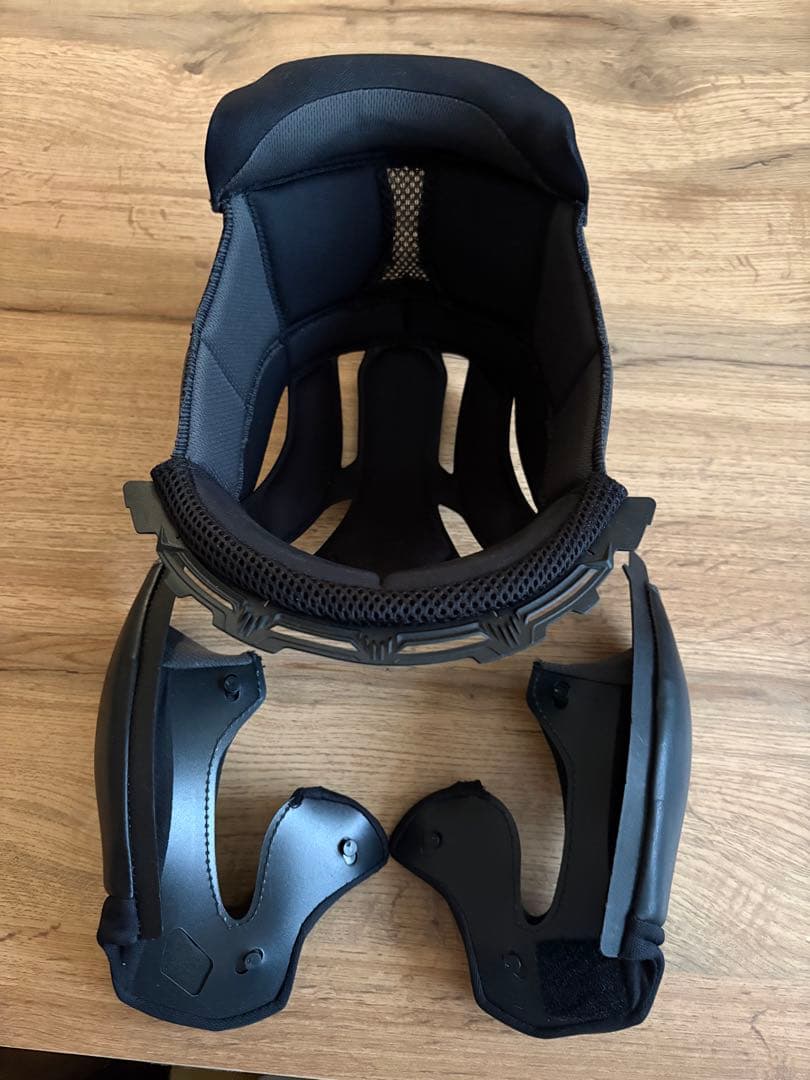 Kabuto RYUKI フルフェイスヘルメット ホワイト/ブラック