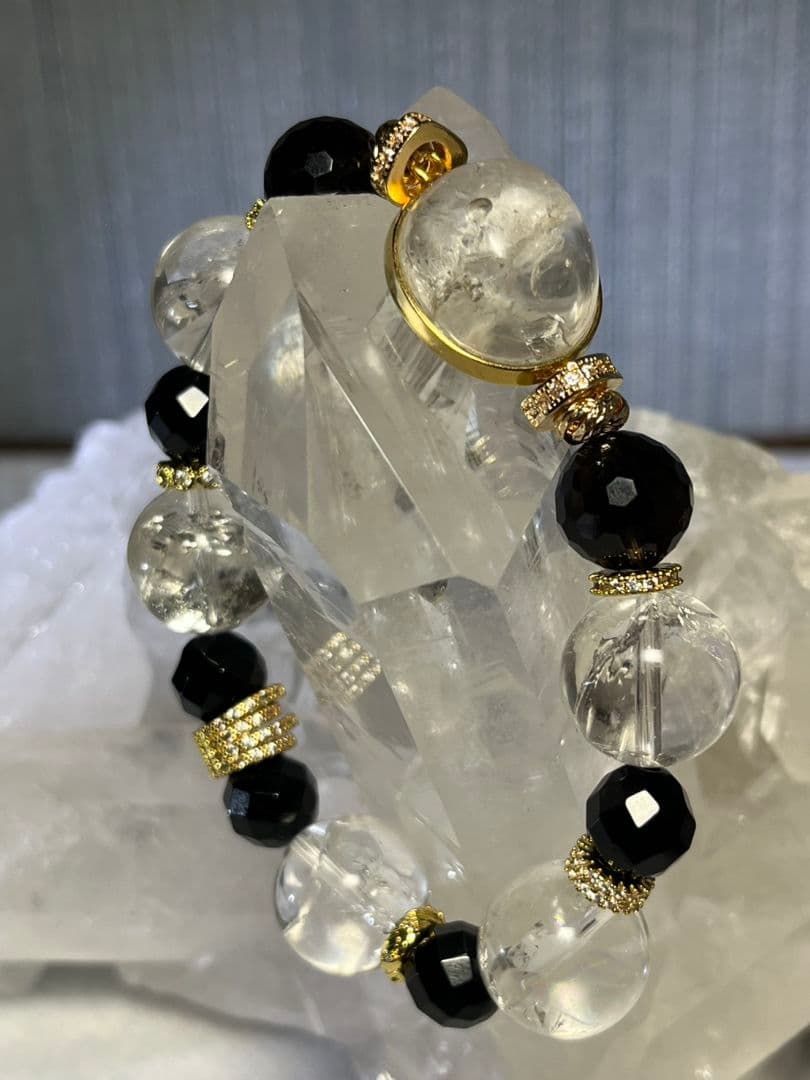 【ロイヤルグレード水入り水晶】アイリスクォーツxスモーキークォーツxオニキス