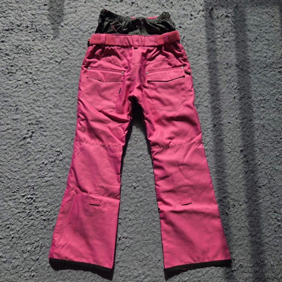 スノーウェア　上下セット　上M／下9号　ピンク×黒　多機能　通気性　レディース