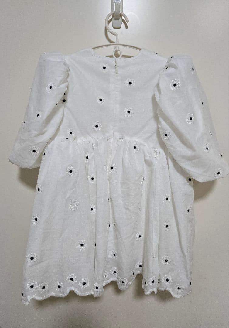 週末価格 Bibiy. EMILY FLOWER BLOUSE