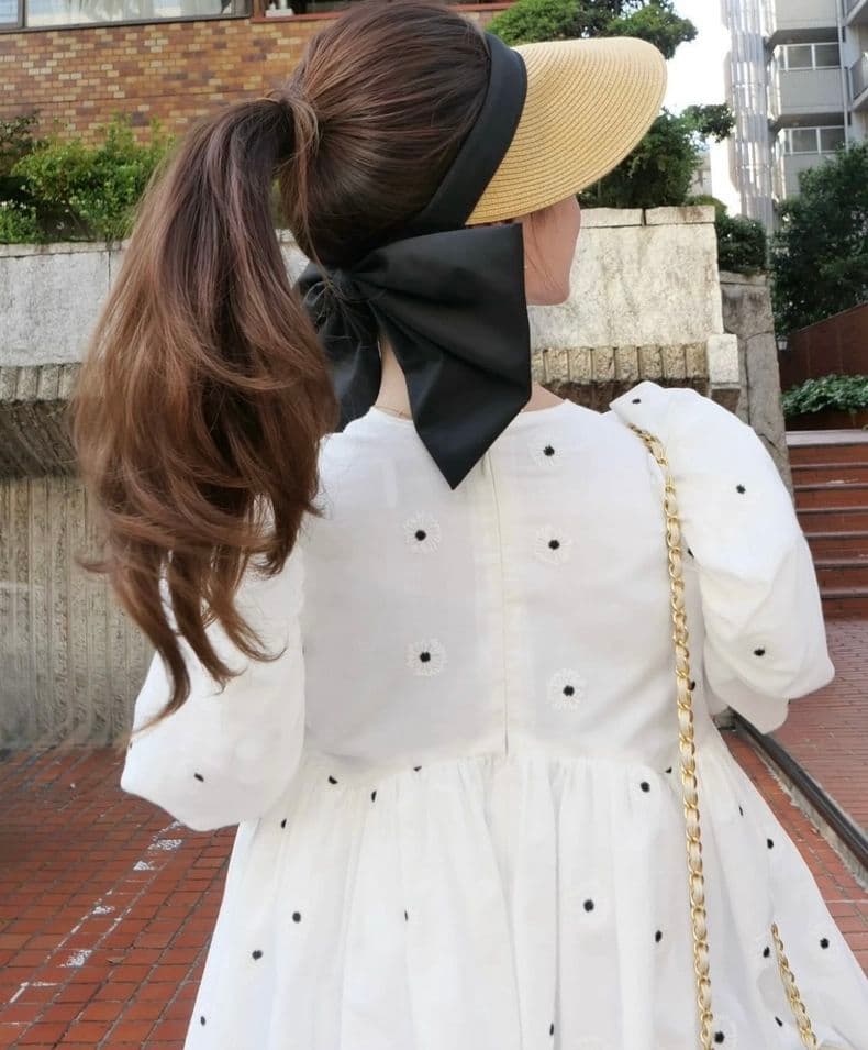 週末価格 Bibiy. EMILY FLOWER BLOUSE