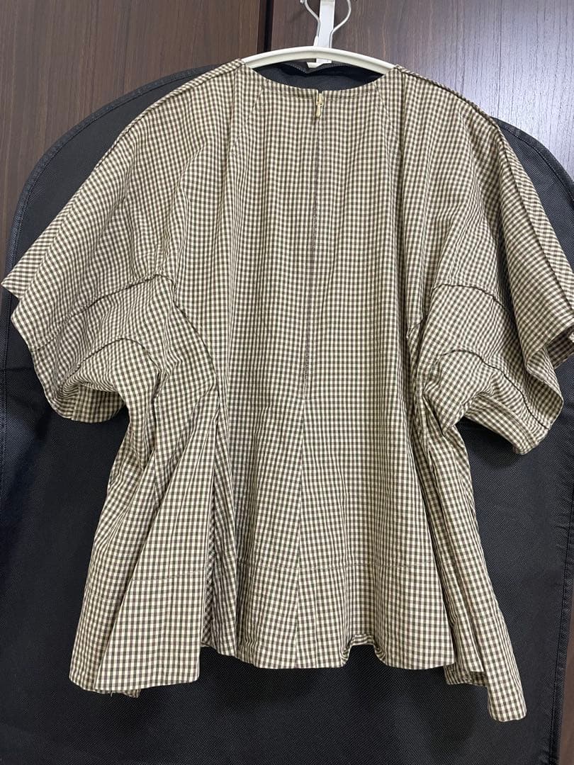 ブラミンク　チェックぺプラムブラウス