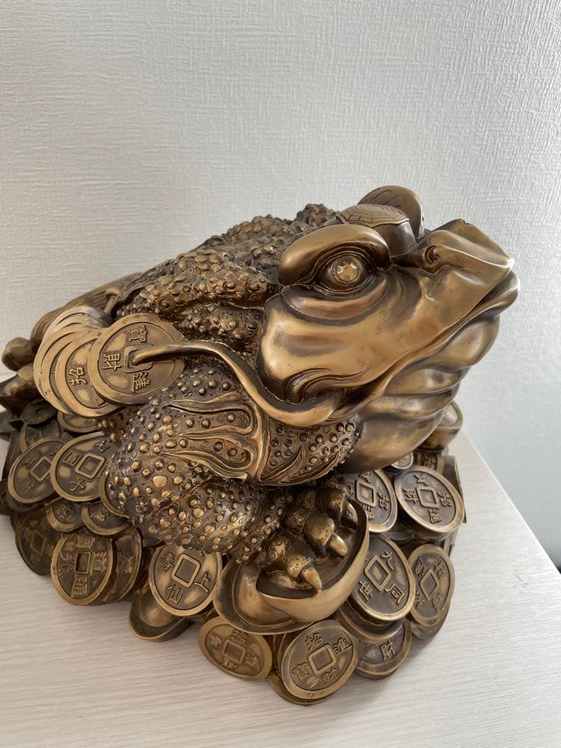 カエル　置物　縁起物　風水