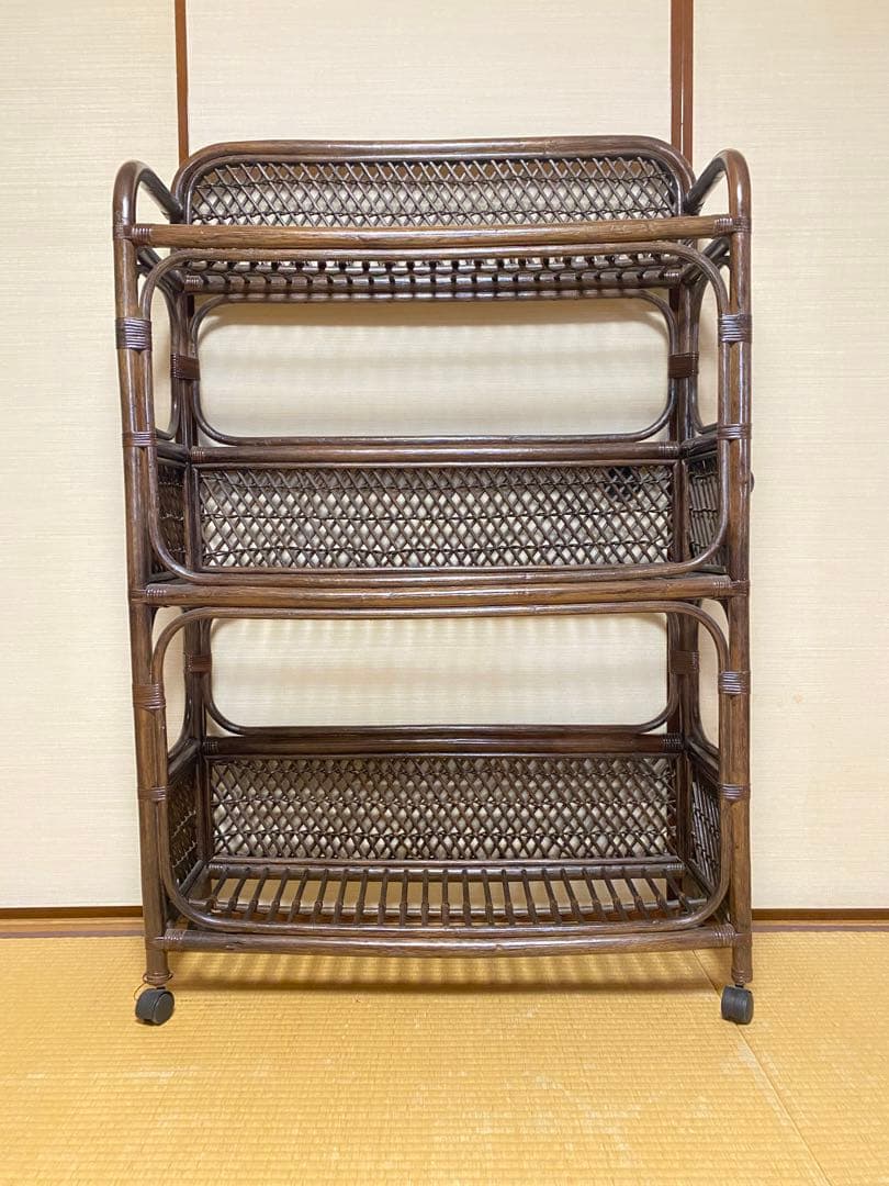 【最終価格】ラタン ラック キャスター付き