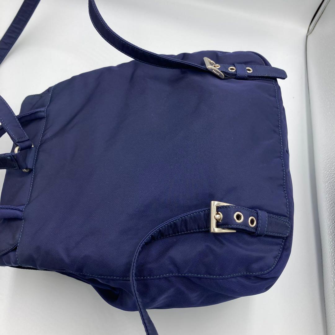 ！極美品！　PRADA プラダ　バックパック　リュック　ネイビー