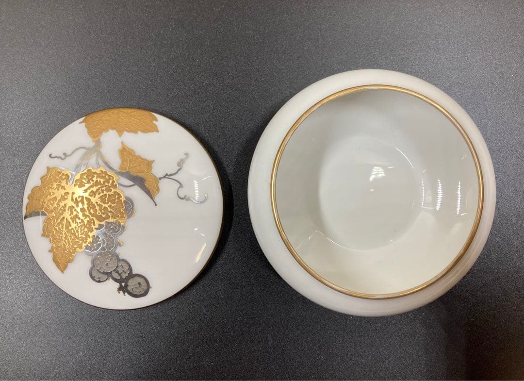 大倉陶園 金蝕ぶどう ボンボニエール　希少品　茶器　小物入れ　ボンボニエーレ
