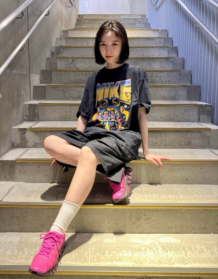 ナイキ エア マックス Dn8 ウィメンズシューズ　　24センチ