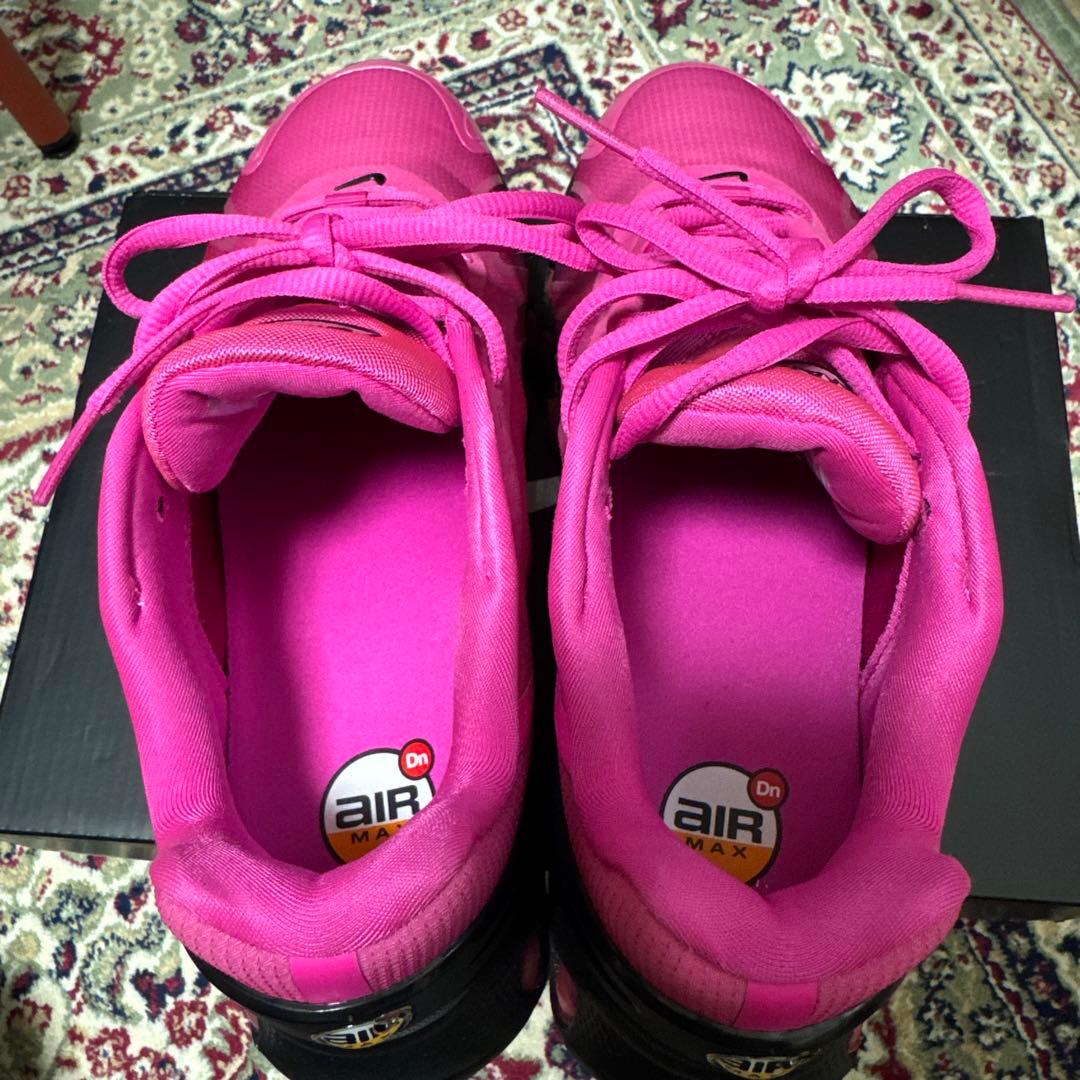 ナイキ エア マックス Dn8 ウィメンズシューズ　　24センチ