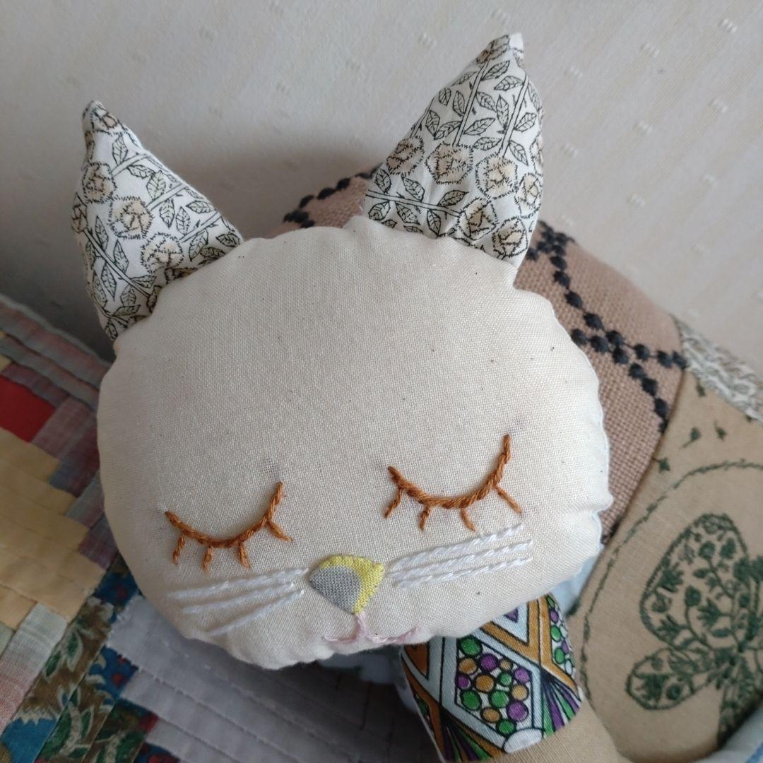 ミナペルホネン・ハンドメイド☆うとうと居眠りねこちゃん・forest wing＋