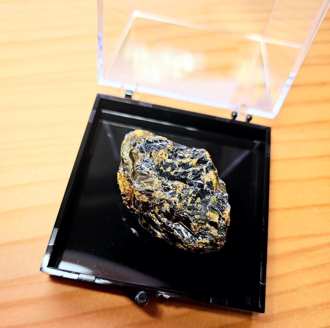 スペイン産 スファレライト 閃亜鉛鉱（せんあえんこう）原石 パイライト共生