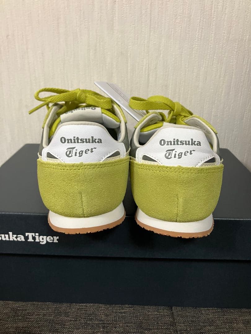 【2月セール】Onitsuka Tiger SERRANO