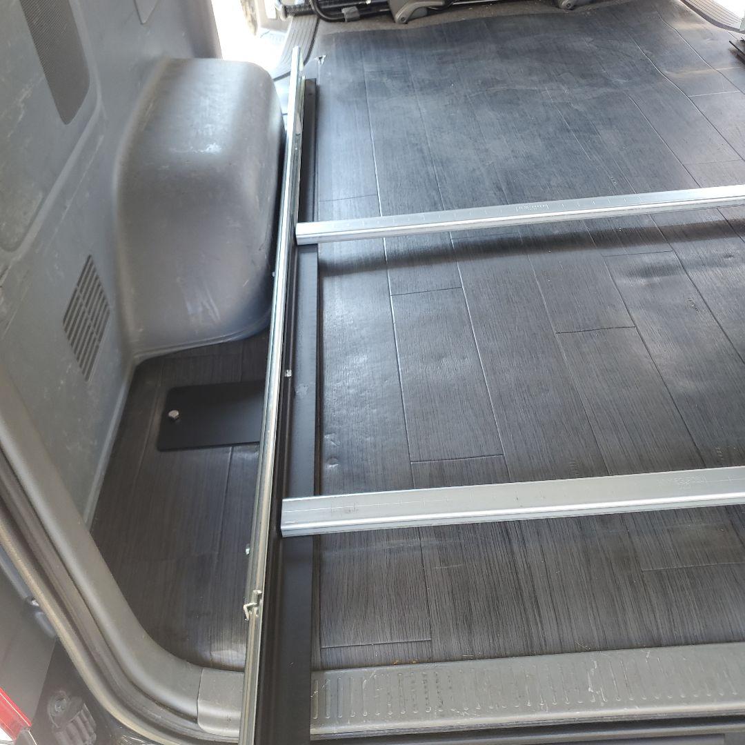 ハイエース スライドフロア1800㎜ スライドレール フレーム