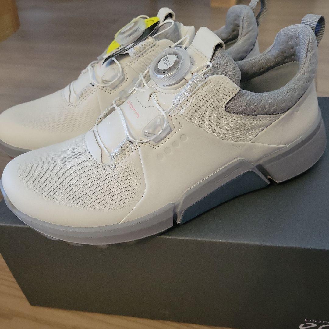 うさ子☆新品未使用‼️ECCO BOAゴルフシューズ☆
