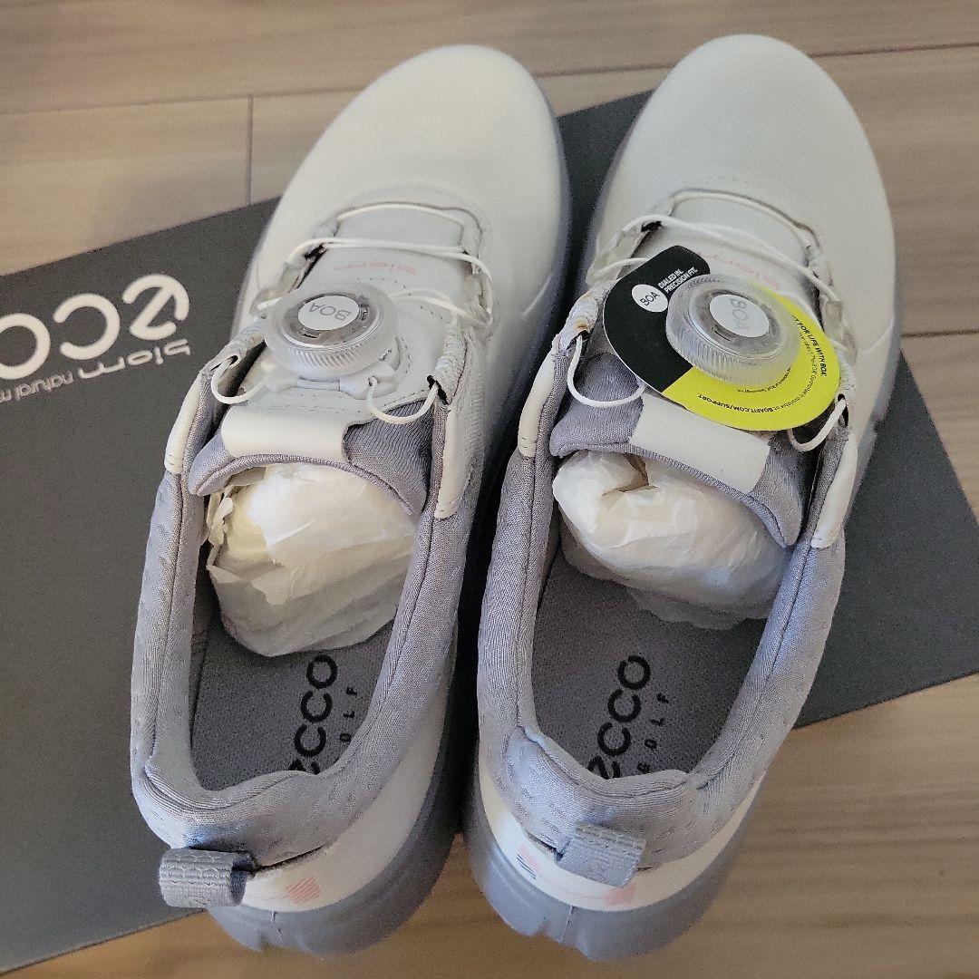 うさ子☆新品未使用‼️ECCO BOAゴルフシューズ☆