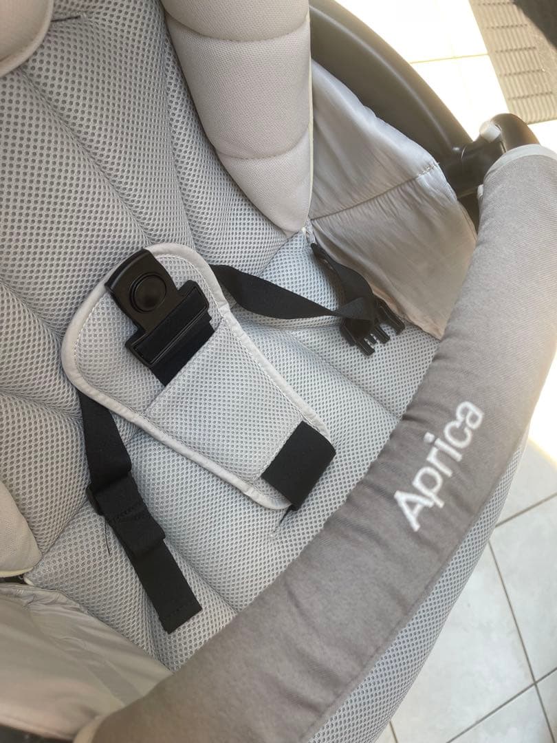 美品✨Aprica アップリカ ラクーナクッションフリー グレー