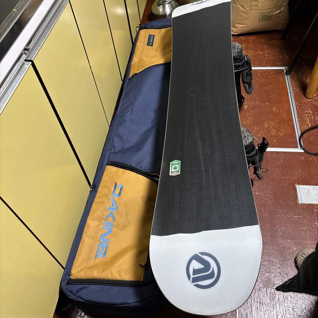 DAKINE サーフボードケース ネイビー/ベージュ