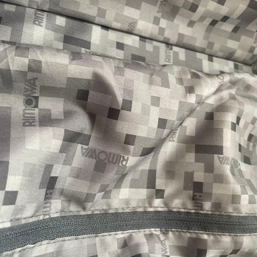 RIMOWA サルサ　キャリーケース　四輪