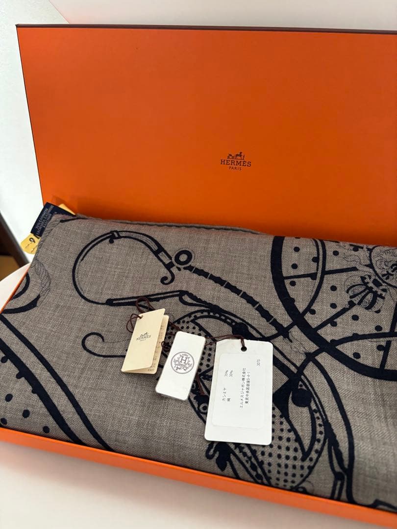 エルメス　カシシル　エトゥープ　バンダナ　カレジュアン　クリーニング済み