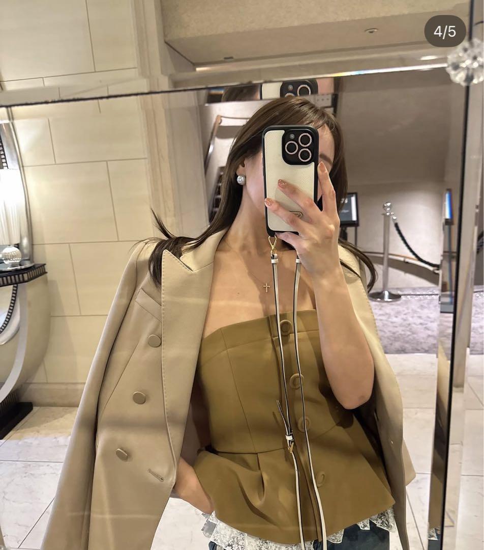 Sheller 今期新品 完売ベアトップ