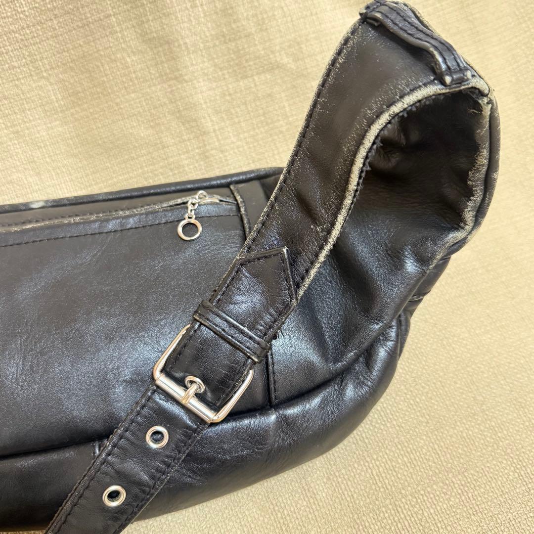 schott ショット パデッド レザー ボディバッグ 黒