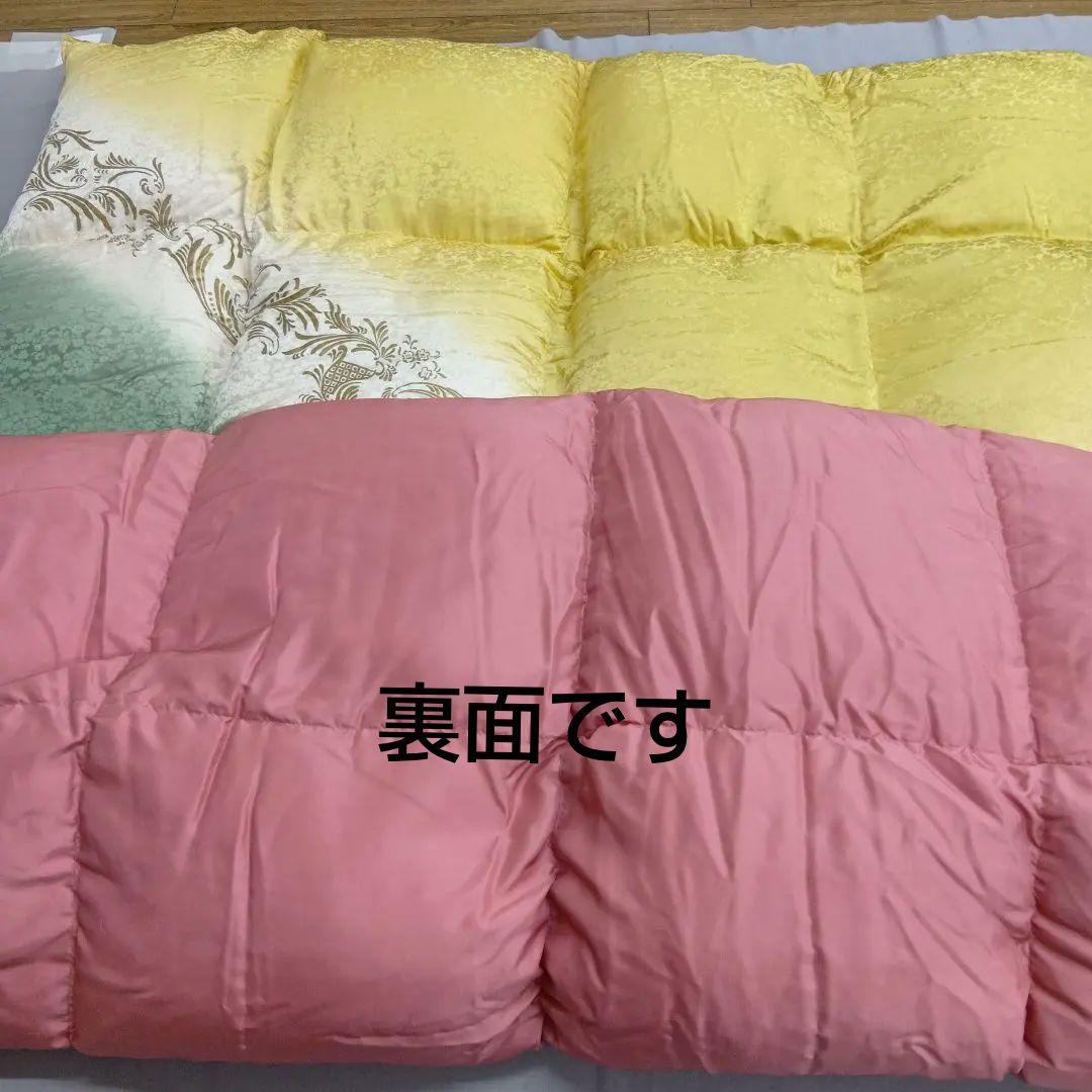 羽毛掛けふとん　ホワイトグ−スダウン95% 側生地シルク100% シングルサイズ