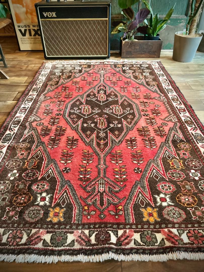 トライバルラグ　ヴィンテージラグ　ペルシャ絨毯　マズラガン　ハマダン　美品