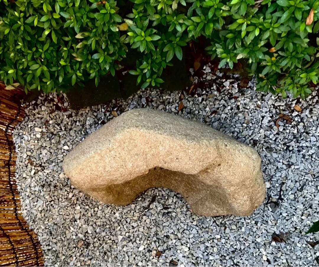 【天然石・自然型石灯篭・置灯篭】庭石オブジェ箱庭飾り石日本庭園テラス造園天然石