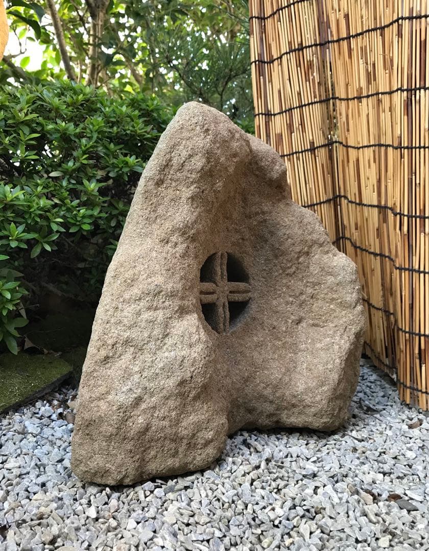 【天然石・自然型石灯篭・置灯篭】庭石オブジェ箱庭飾り石日本庭園テラス造園天然石