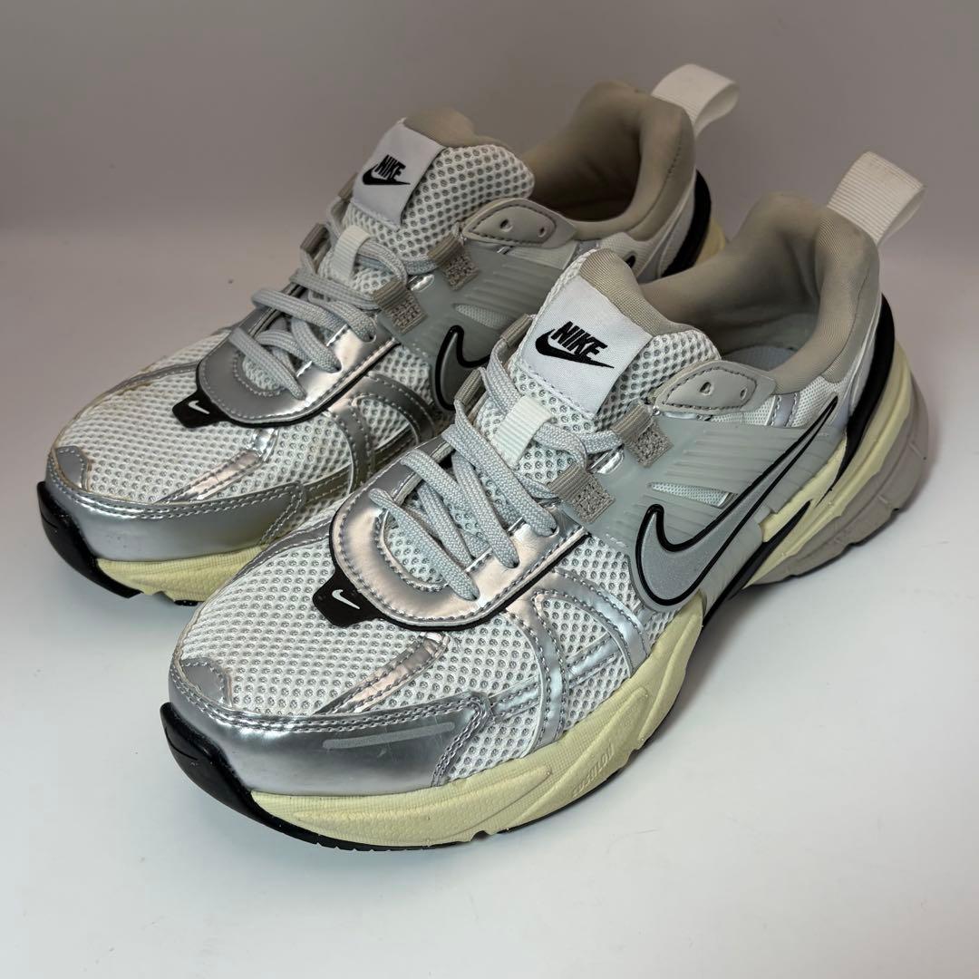 ☆MOGU☆ Nike ナイキ W V2K RUN FD0736-100