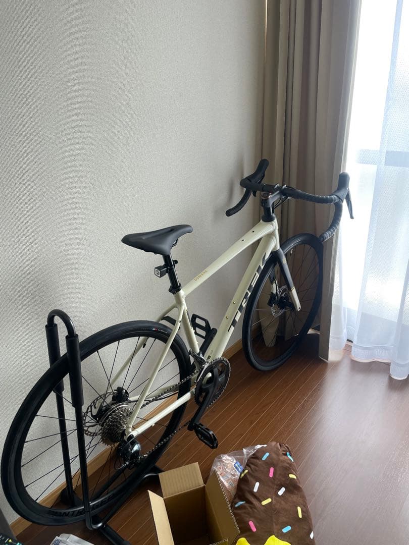 TREK Domane AL 4 Gen 4 ロードバイク　福岡