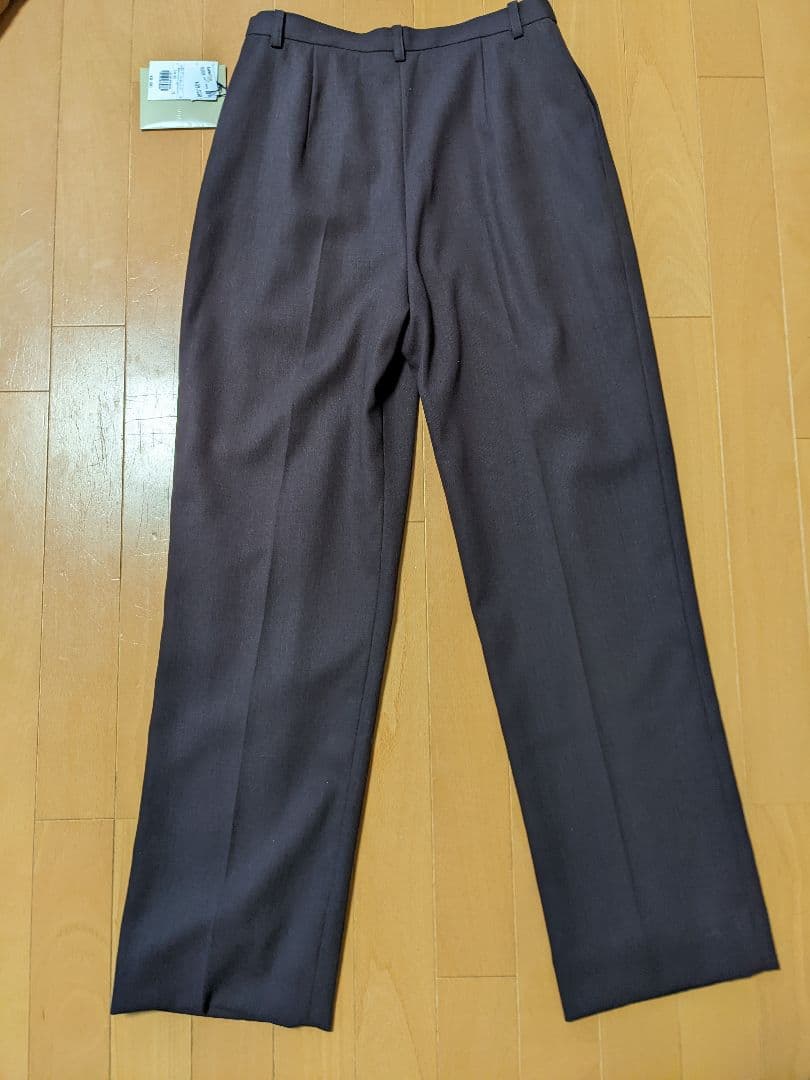 [新品] アクアスキュータムパンツスーツ