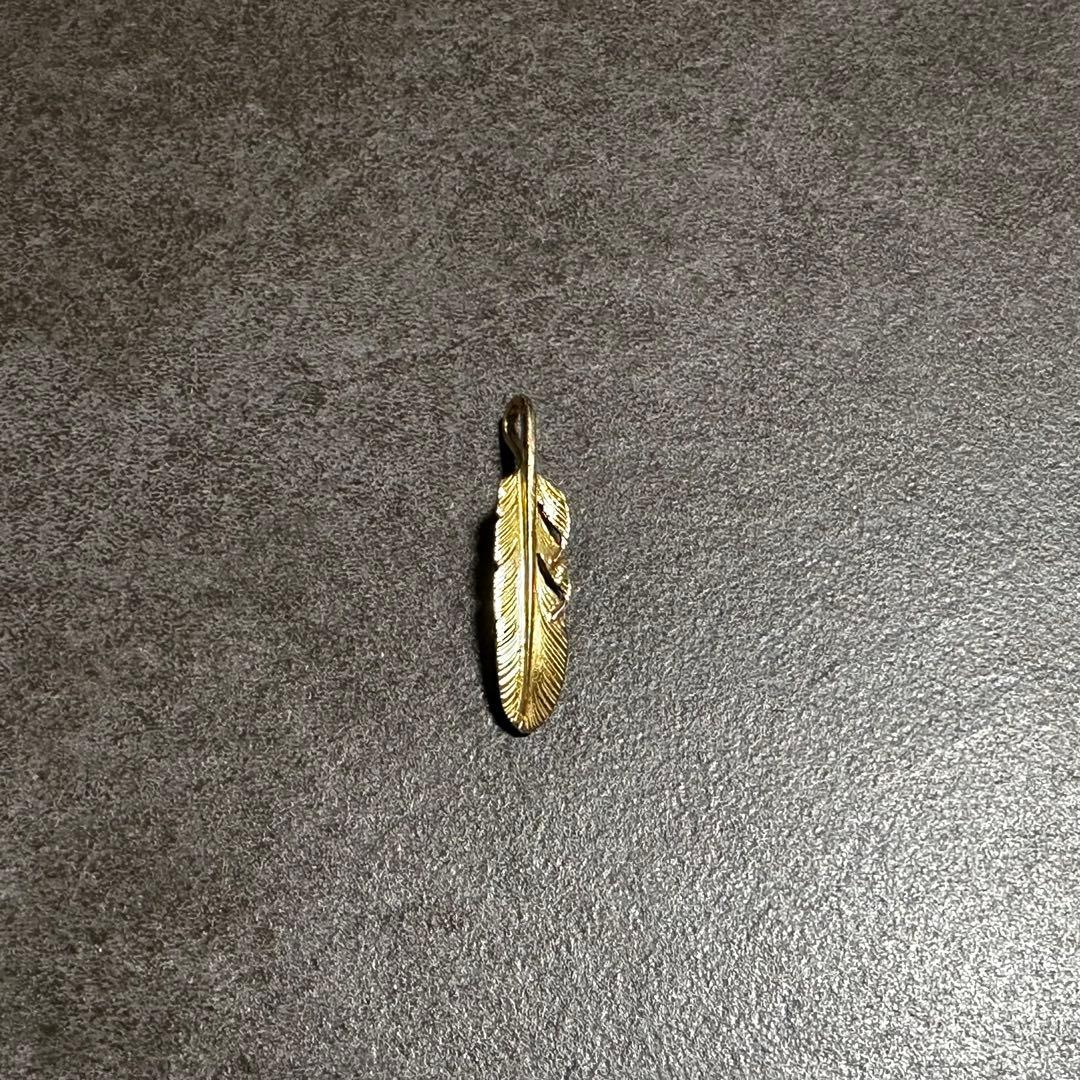 THE BINGO BROTHERS 18kフェザーペンダント（小）右割れ