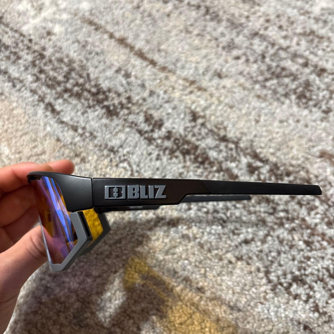 BLIZ サングラス 交換用パーツ付き